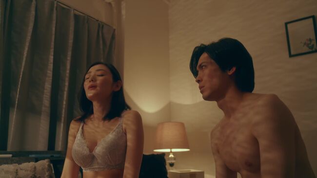 【画像9枚】ドラマ「この愛は間違いですか」で片山萌美が巨乳ブラジャー濡れ場を披露！008