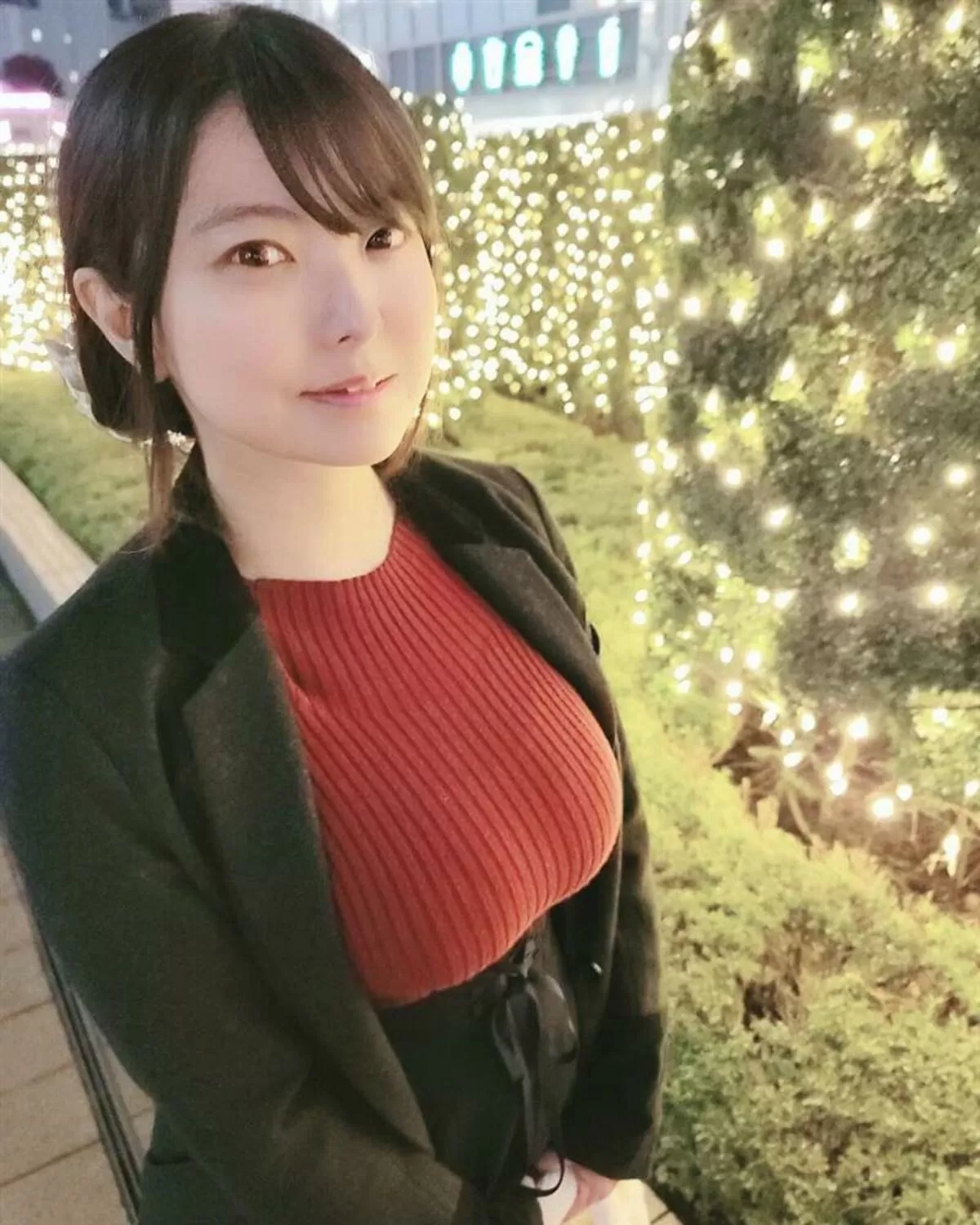 抱きしめられたい!巨乳女子のニットおっぱいエロ画像010