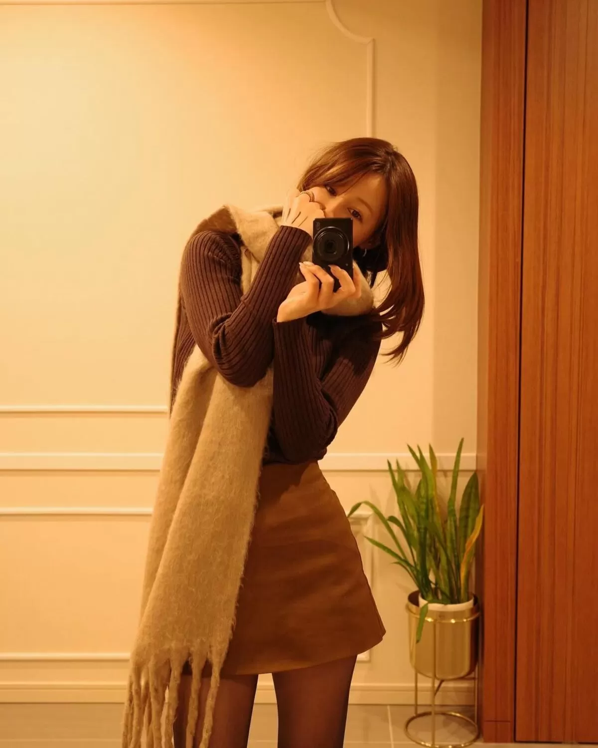 抱きしめられたい!巨乳女子のニットおっぱいエロ画像034