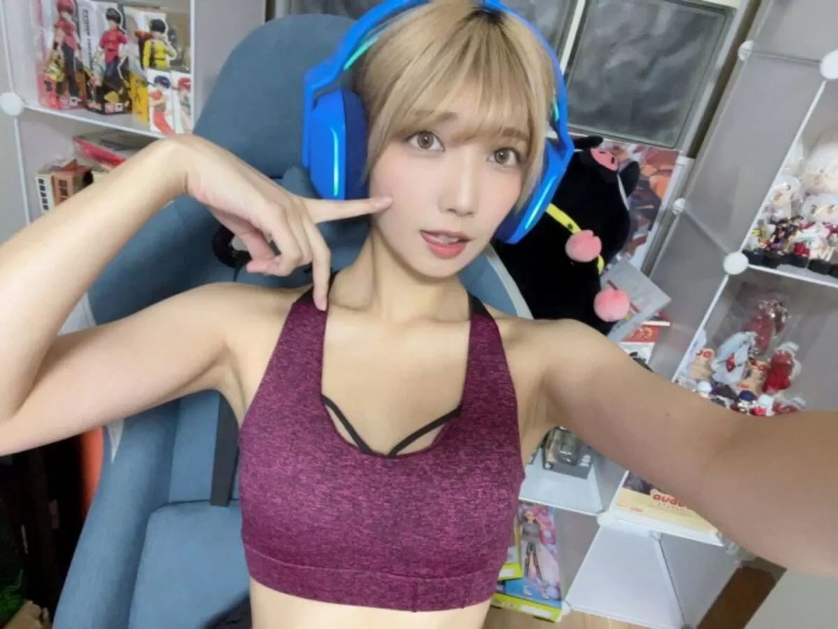 霜月めあエロ画像053