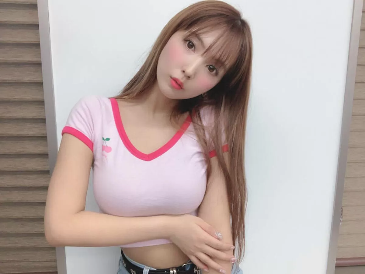 Tシャツおっぱいエロ画像068