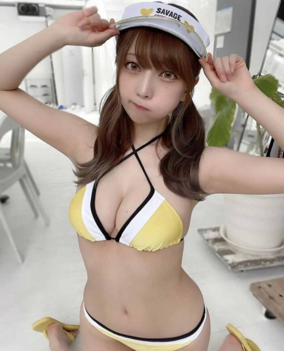 宮本彩希エロ画像016