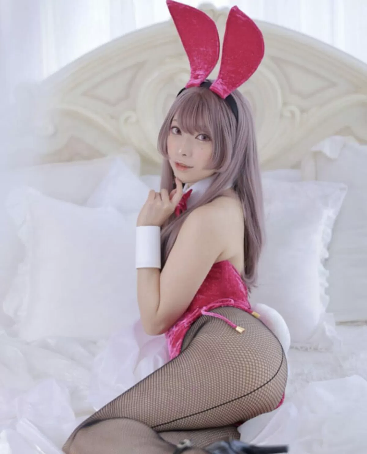 宮本彩希エロ画像023