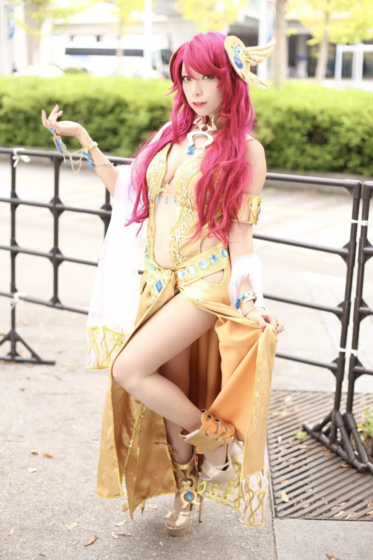 宮本彩希エロ画像200