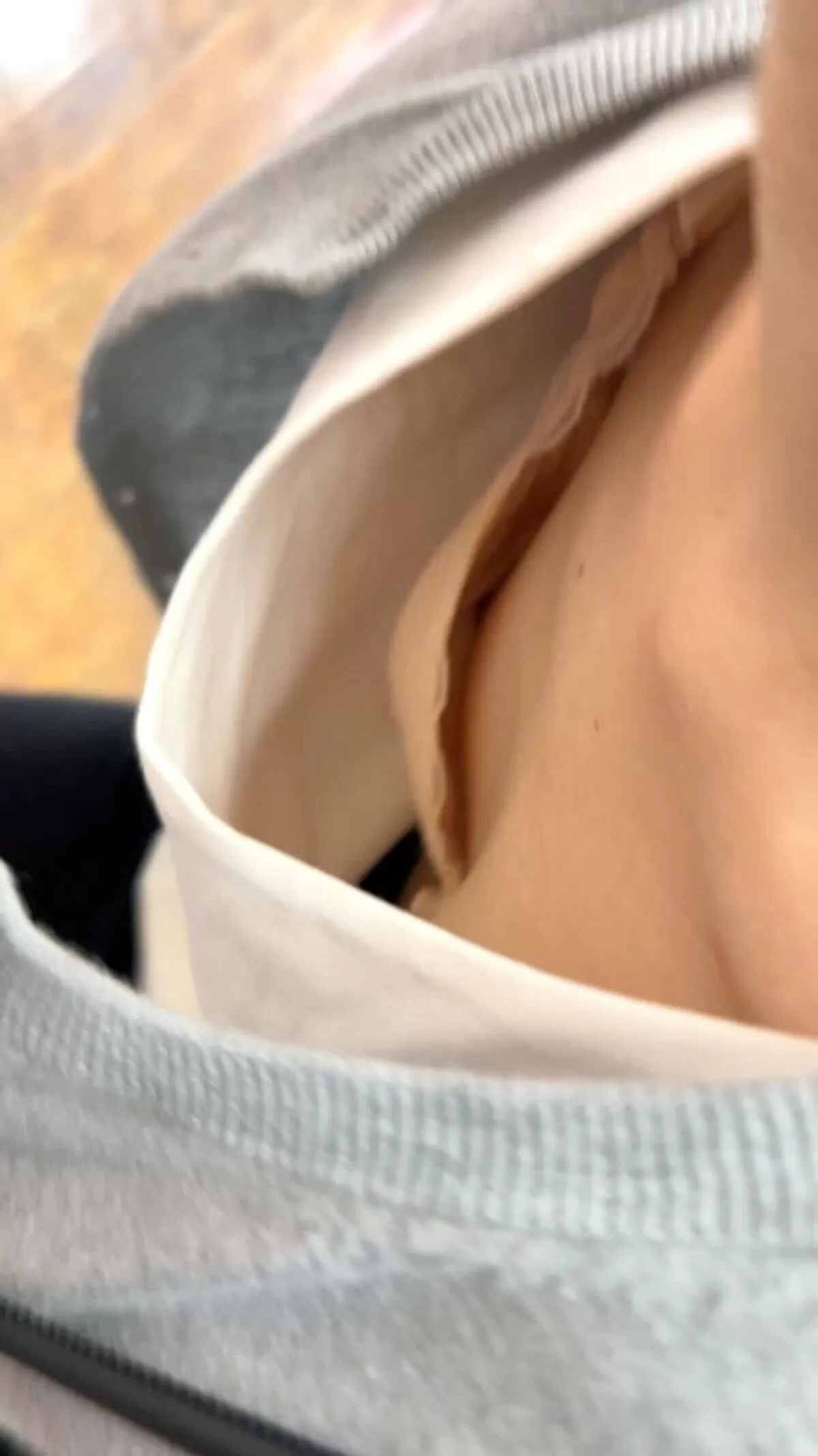 【盗撮 貧乳】ちっぱいを隠し撮り!スッカスカだから丸見えだよぉ020