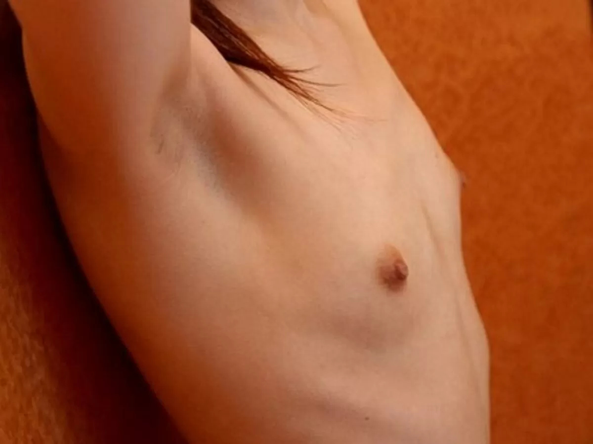 【無乳エロ画像】041