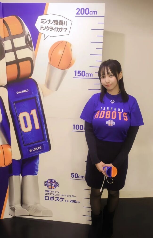 【画像+動画】地方ラジオパーソナリティー・美咲の爆乳恵体が発見される!002