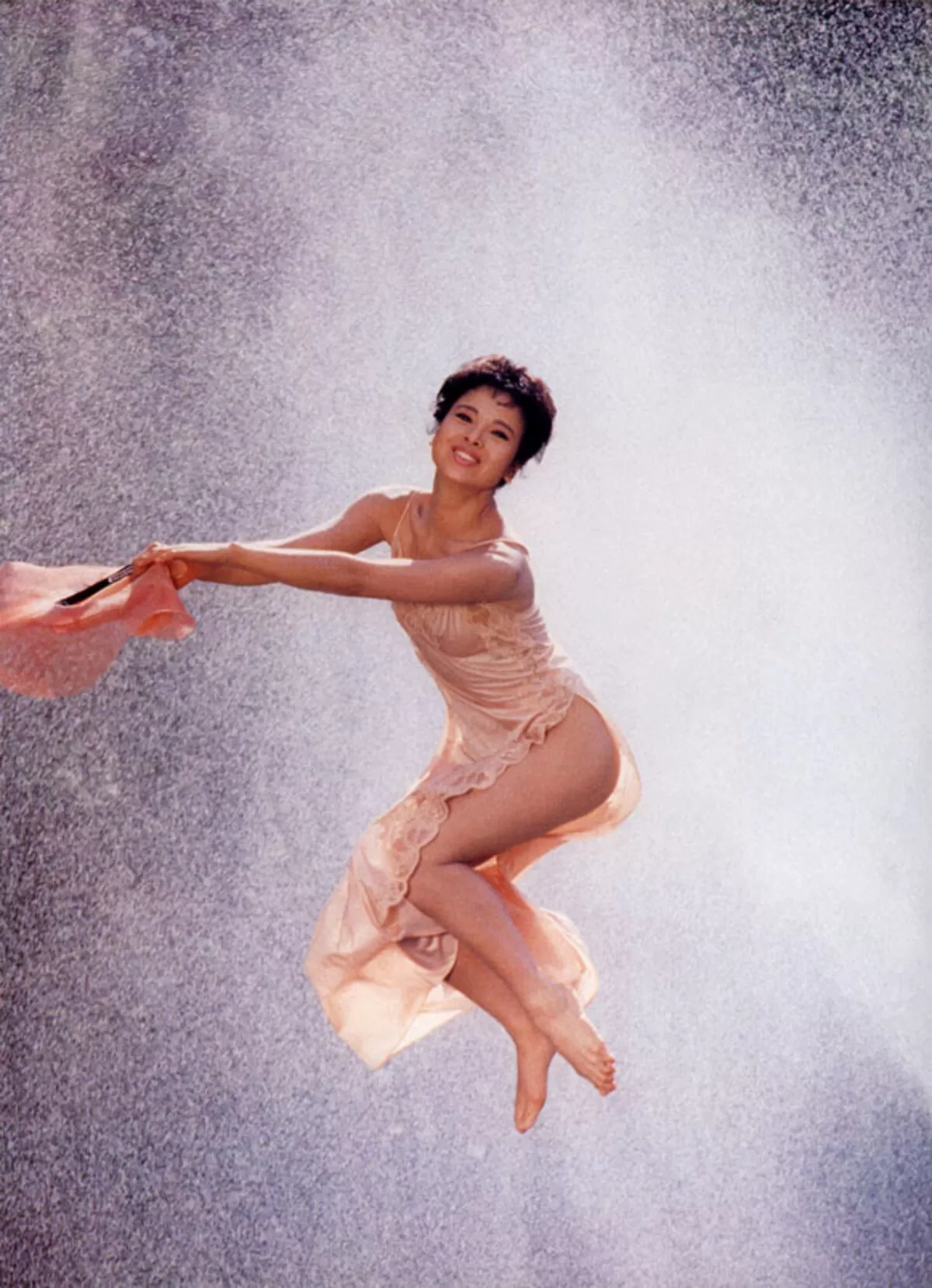 由美かおるエロ画像028