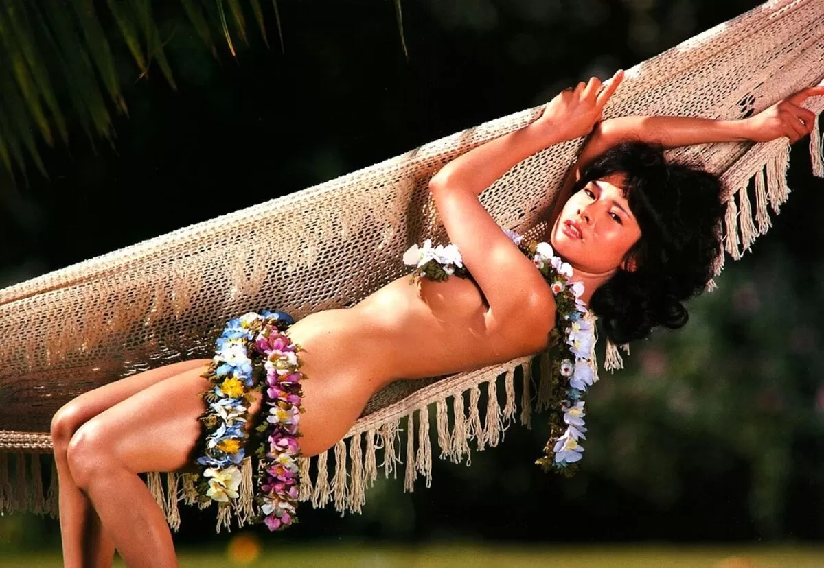 由美かおるエロ画像063