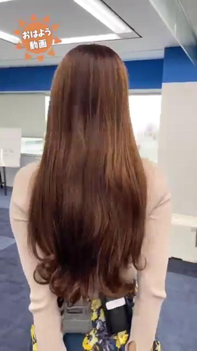 【画像＋動画】ウェザーニュース・岡本結子リサが動画配信でおっぱいを揺らす！001