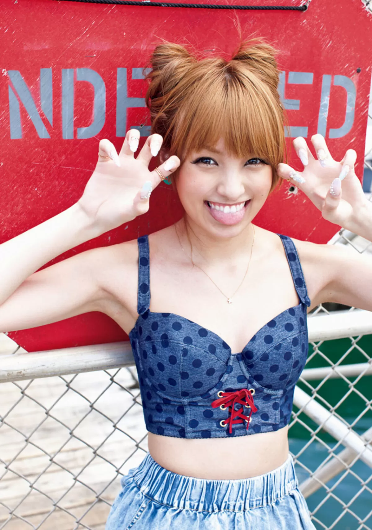 南明奈エロ画像143