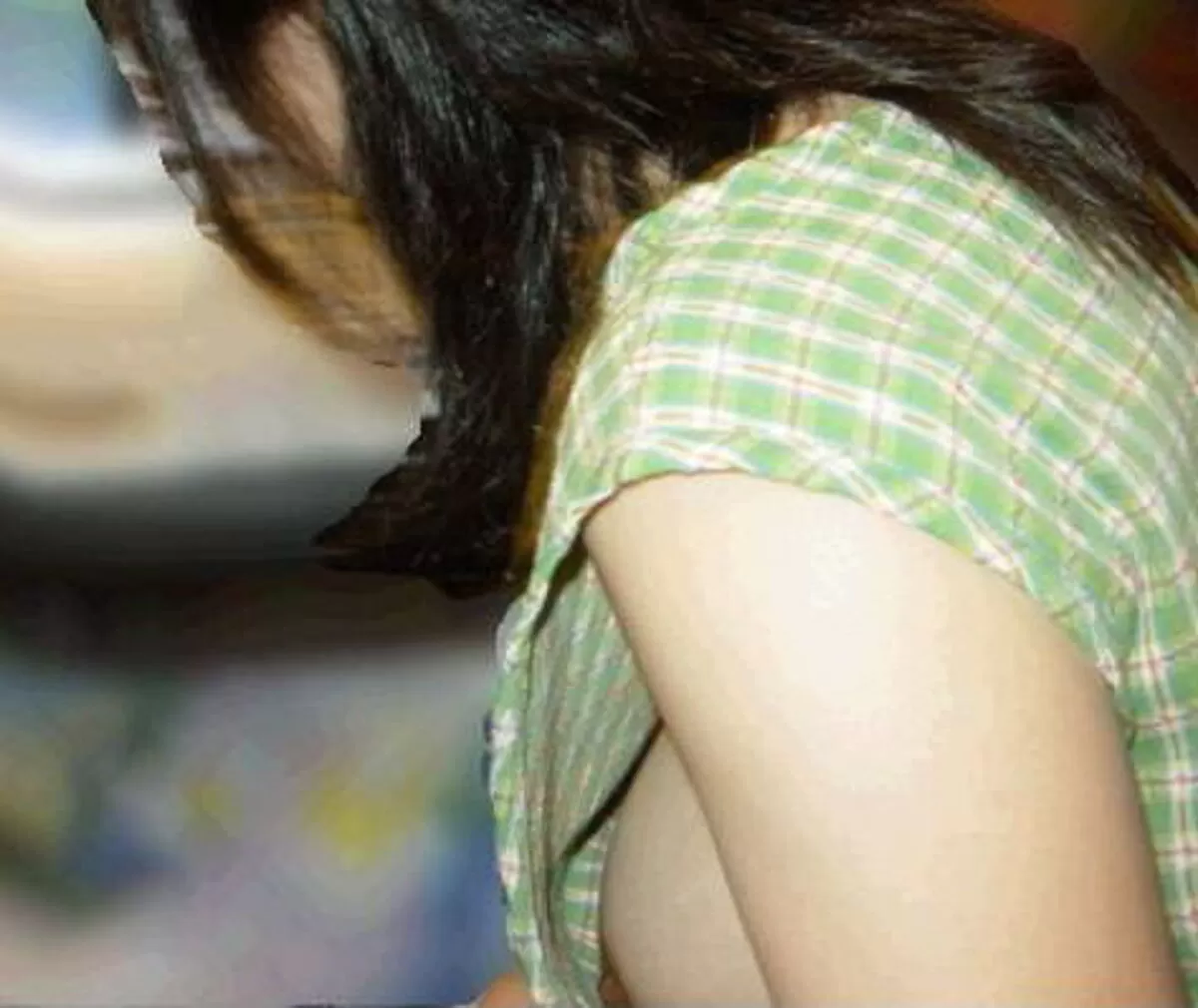 横乳盗撮エロ画像015