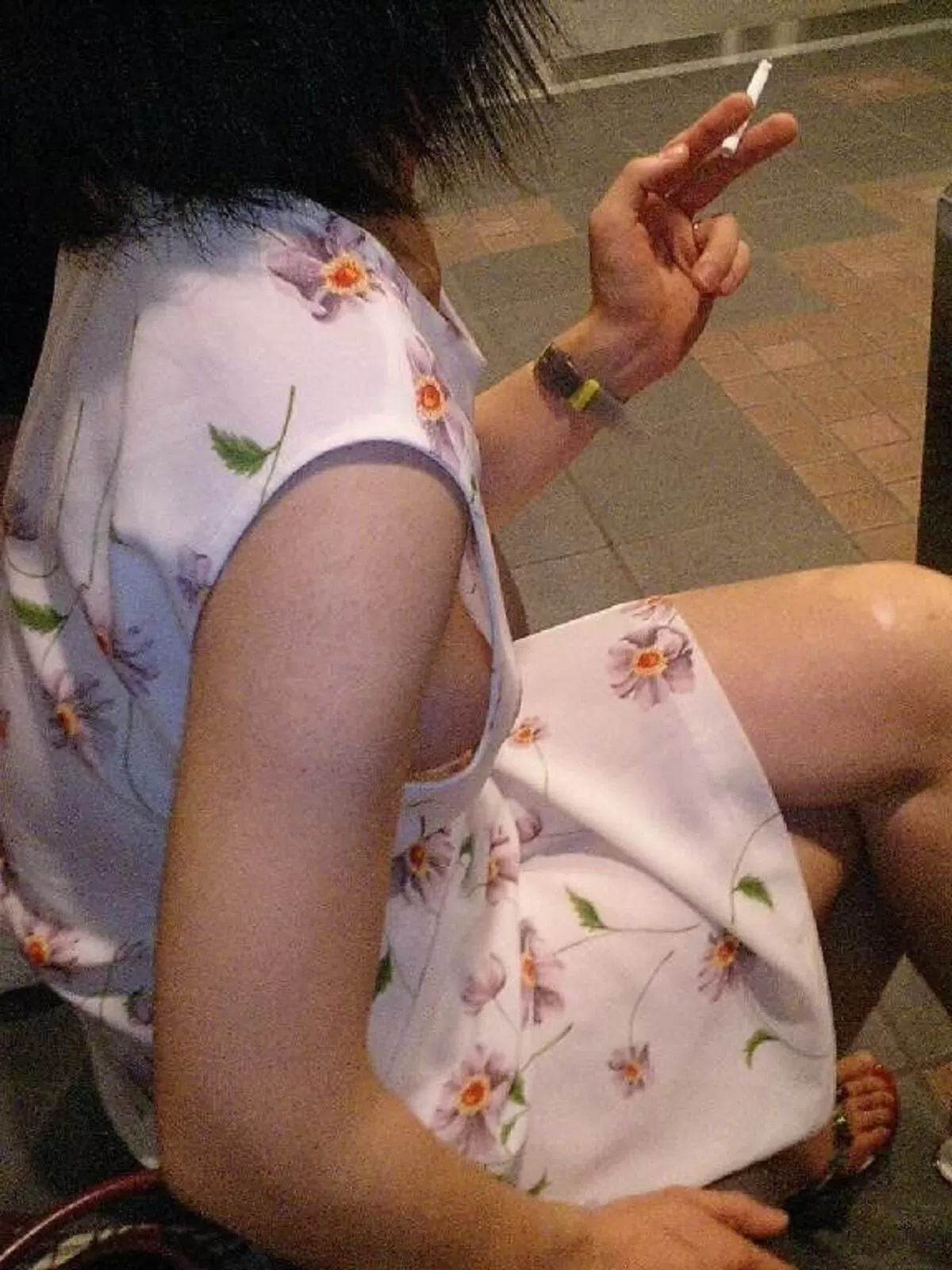 横乳盗撮エロ画像028