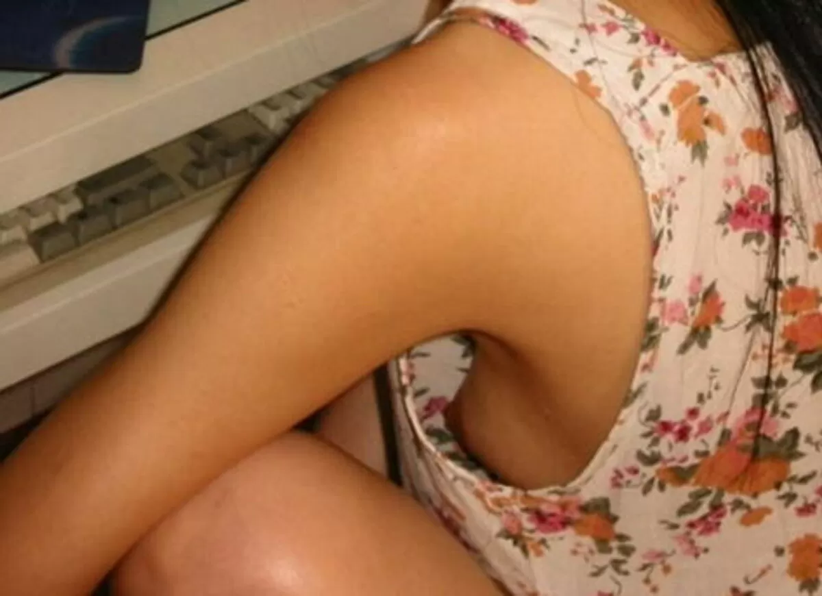 横乳盗撮エロ画像029