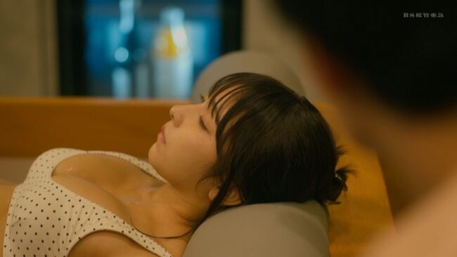 【画像】実写ドラマうちの会社の小さい先輩の話のサウナ回がエロすぎる！010