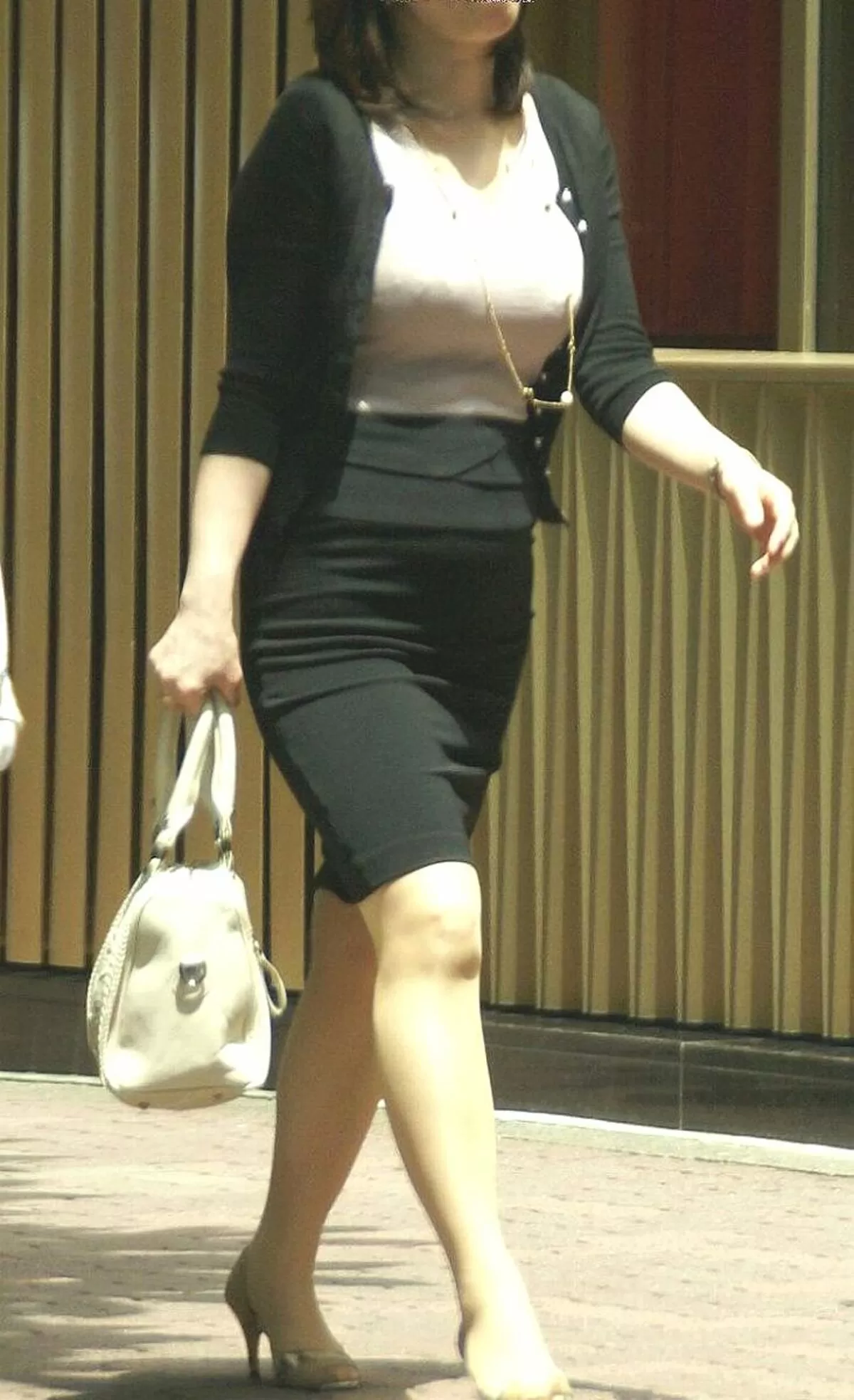 街で見かけた野生のデカ乳スナップショット037