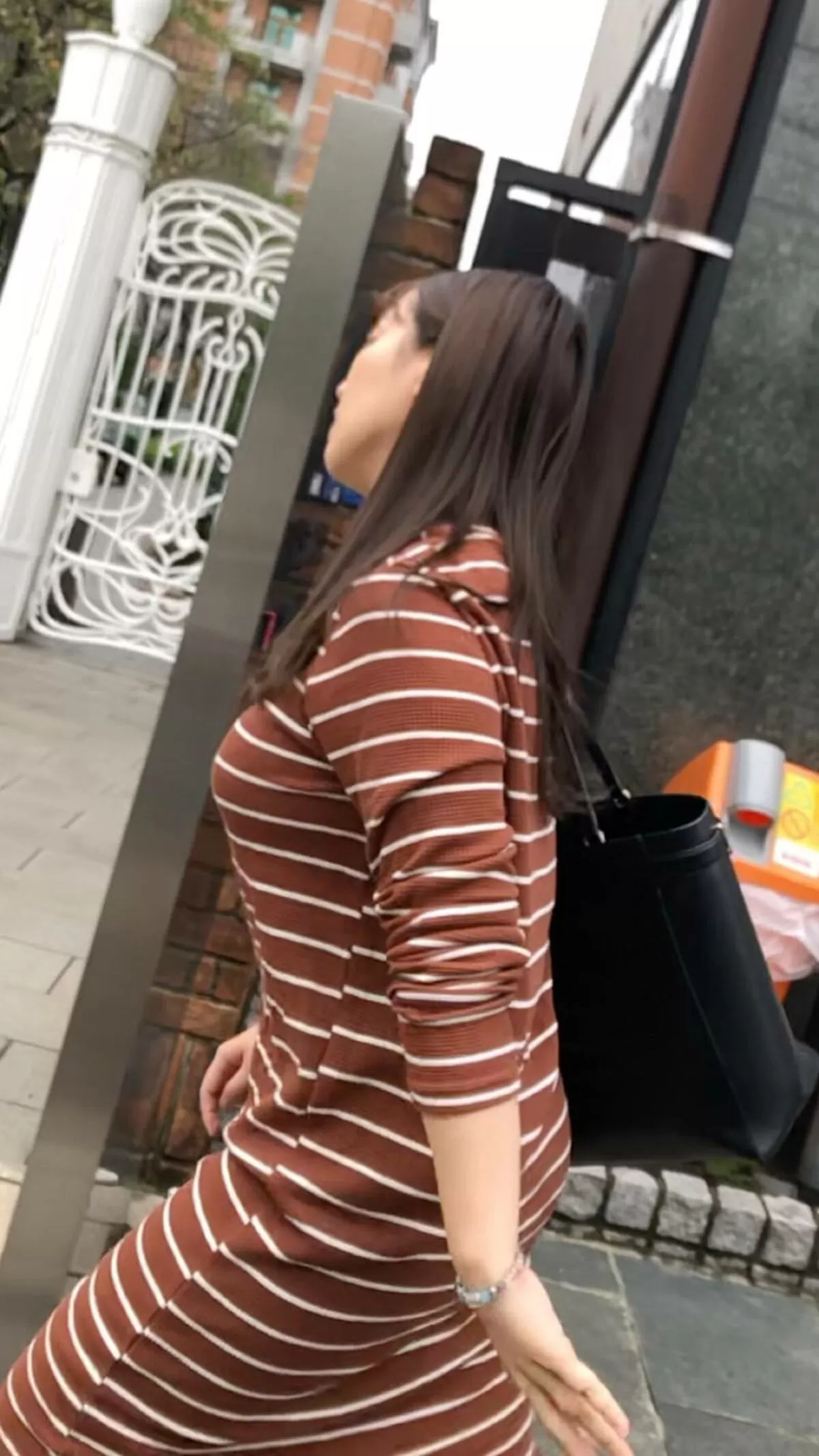 街で見かけた野生のデカ乳スナップショット057