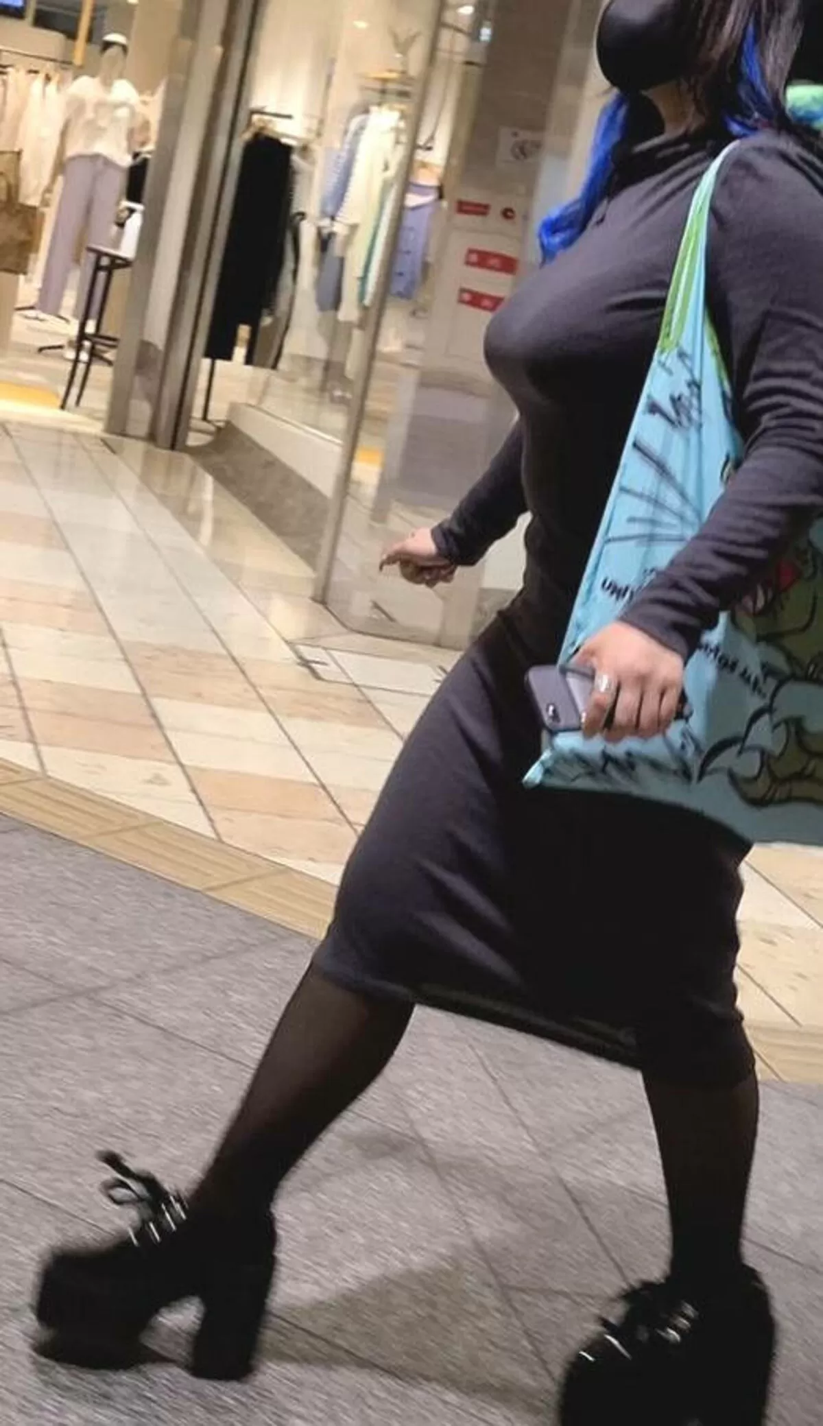 街で見かけた野生のデカ乳スナップショット072