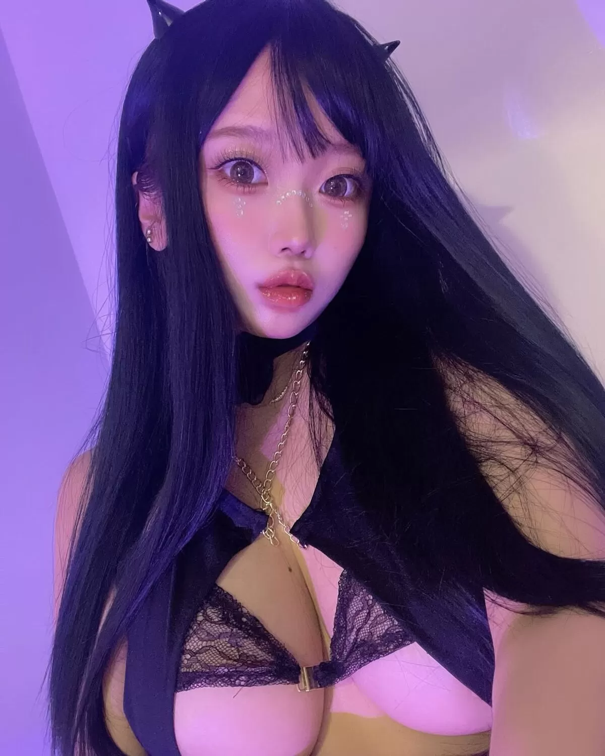 「新世代下乳クイーン」福田琴美(31)のはみ出す下乳とムチムチおっぱいが刺激的すぎる悩殺グラビアまとめ010