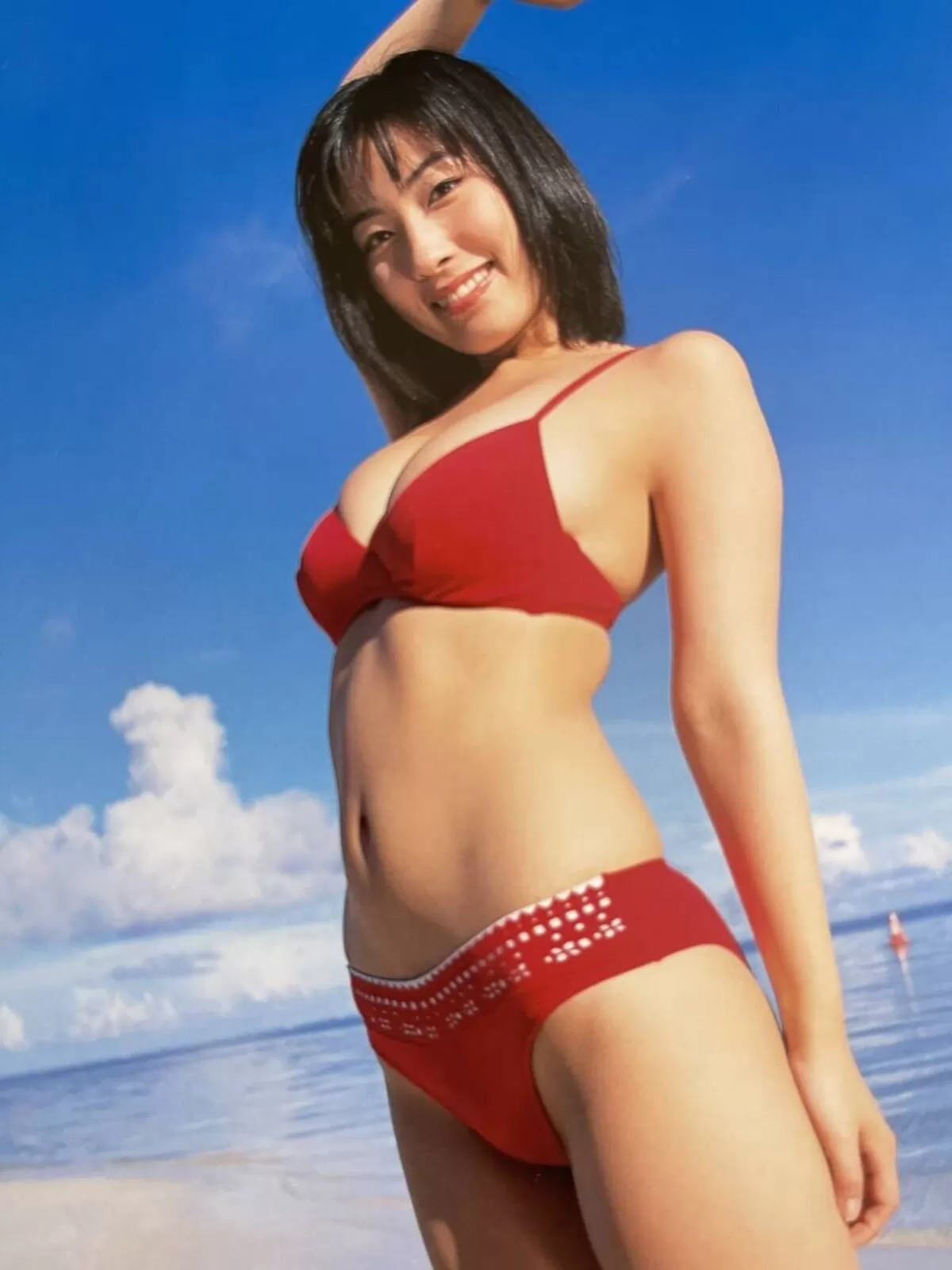 【レジェンドグラドル】佐藤寛子、今なお色褪せない極上ボディと大人の色気が凄すぎる007