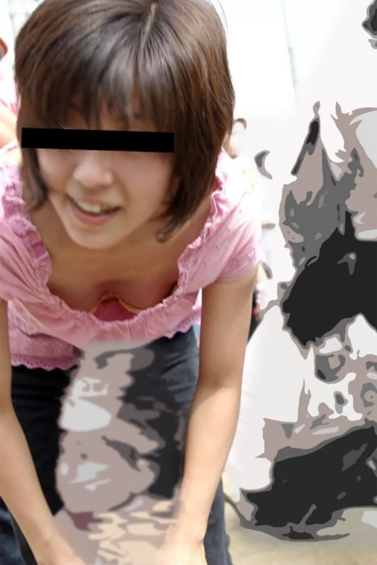 公園胸チラエロ画像063