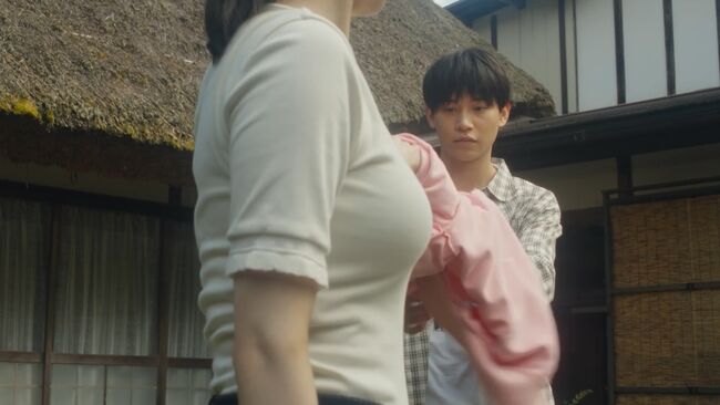 【画像】ドラマ『アリスさんちの囲炉裏端』で馬場ふみかの着衣おっぱいがエロすぎると話題に004