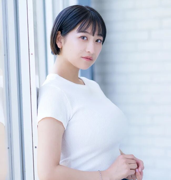 性格まで男前なショートヘア爆乳グラドル・榎原依那、圧巻おっぱい画像を一挙解放016