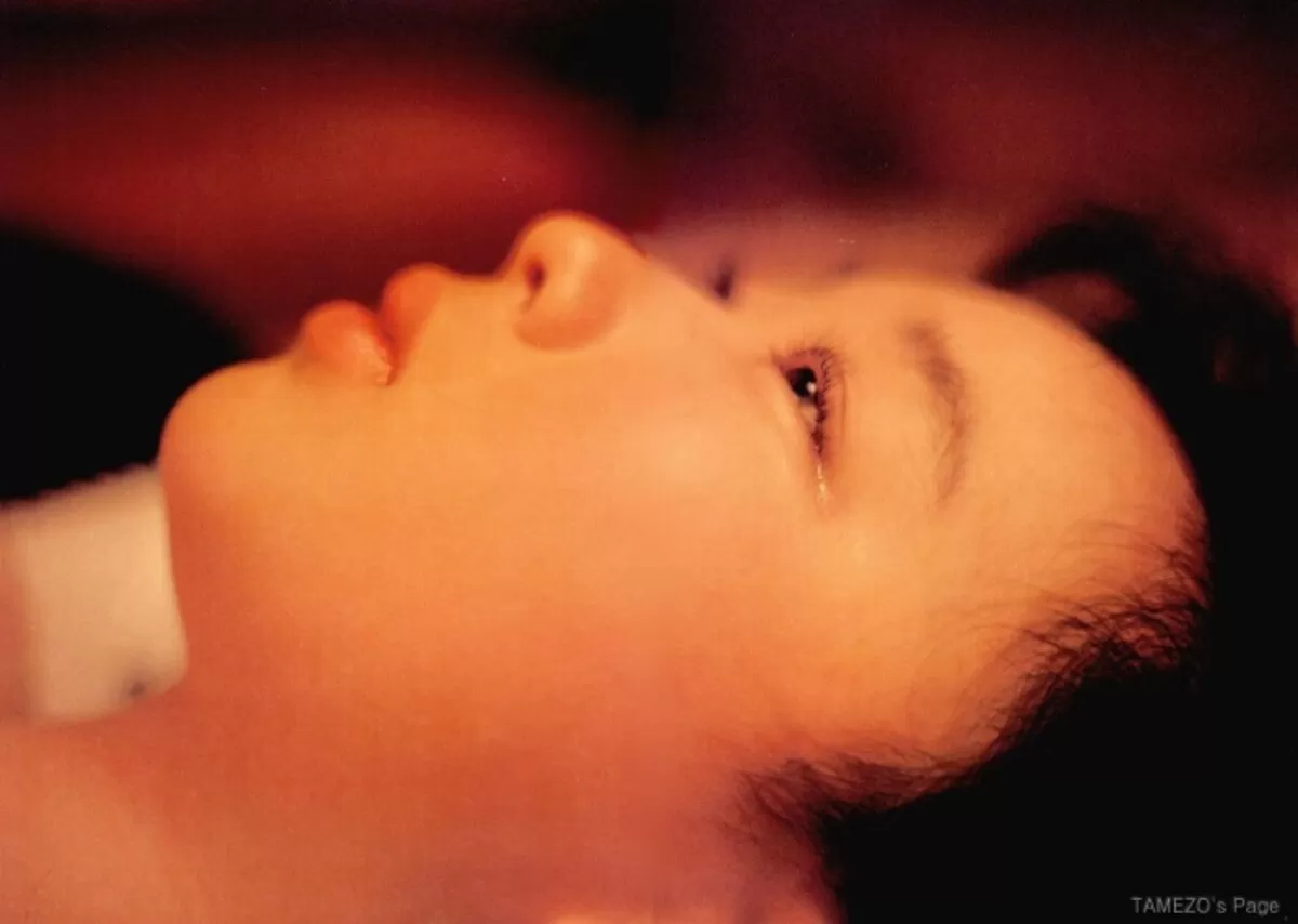 川上麻衣子エロ画像011