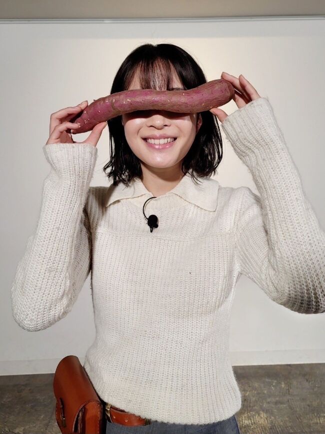 【画像】広瀬すず「ニノなのに」出演で話題 ニットおっぱいに注目集まる014