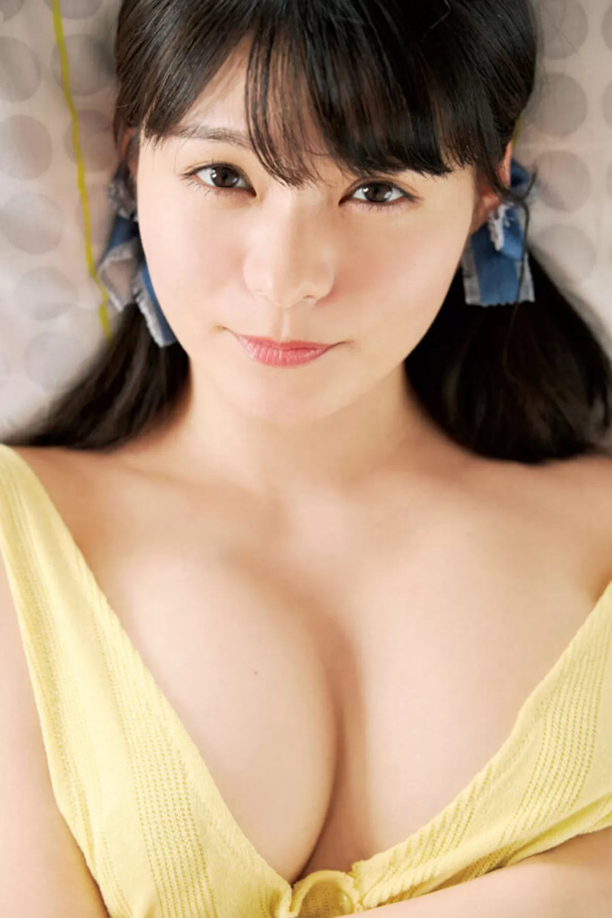 元No.1爆乳JKグラドル・星名美津紀、メイド姿で圧巻おっぱいが揺れる…色気あふれる注目ショット003