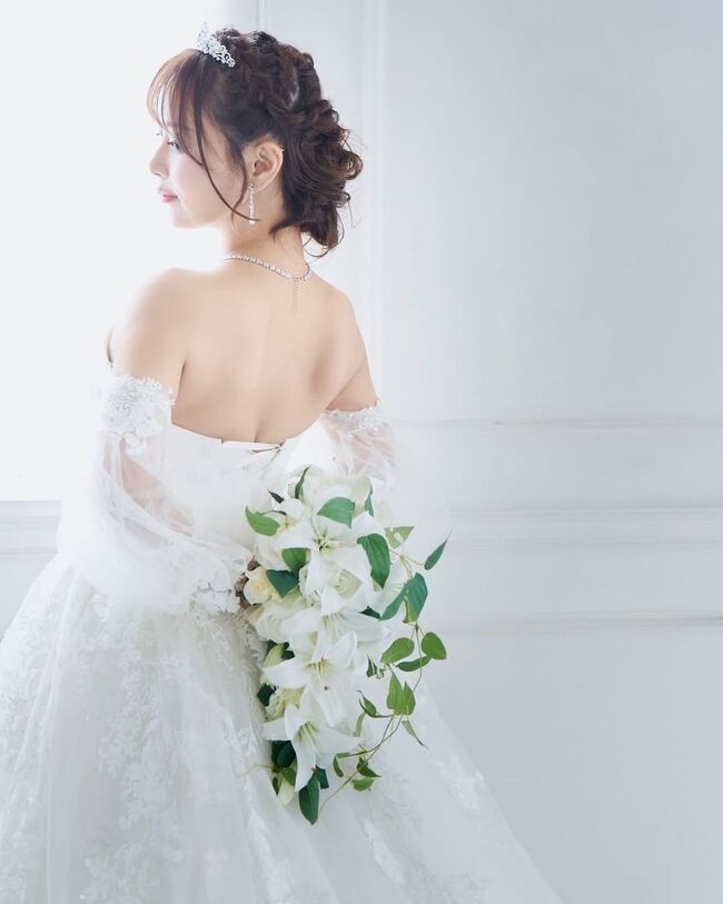 【画像】井口裕香、ウェディングドレス姿でもおっぱいの谷間がエロい005