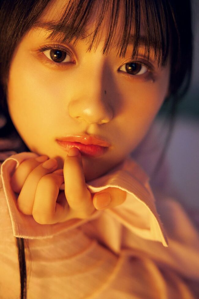 【画像】乃木坂46川﨑桜、エロビキニ水着で巨乳下乳大胆解禁！清楚アイドルが過激セクシーショット公開006