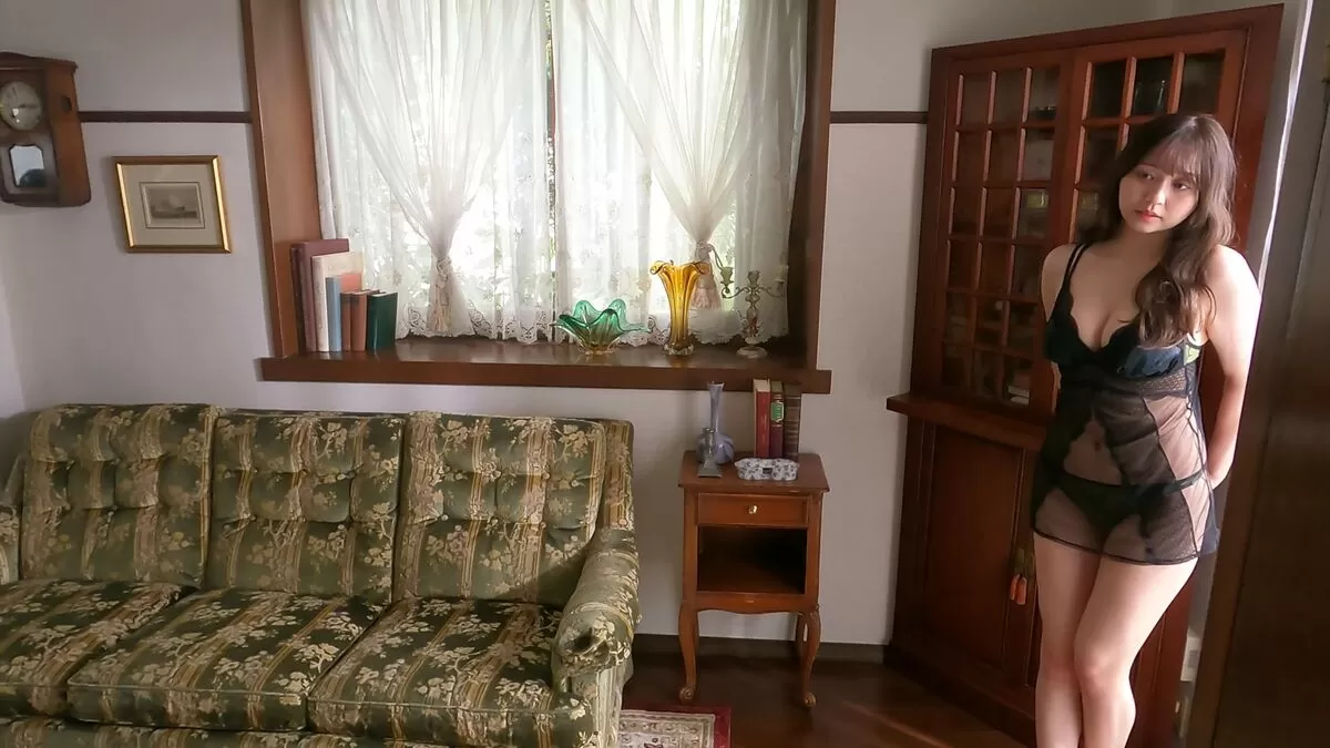 【画像+動画】美澄衿依、10kgダイエット成功でHカップスーパーボディ完成！最新グラビアで大胆セクシー披露029