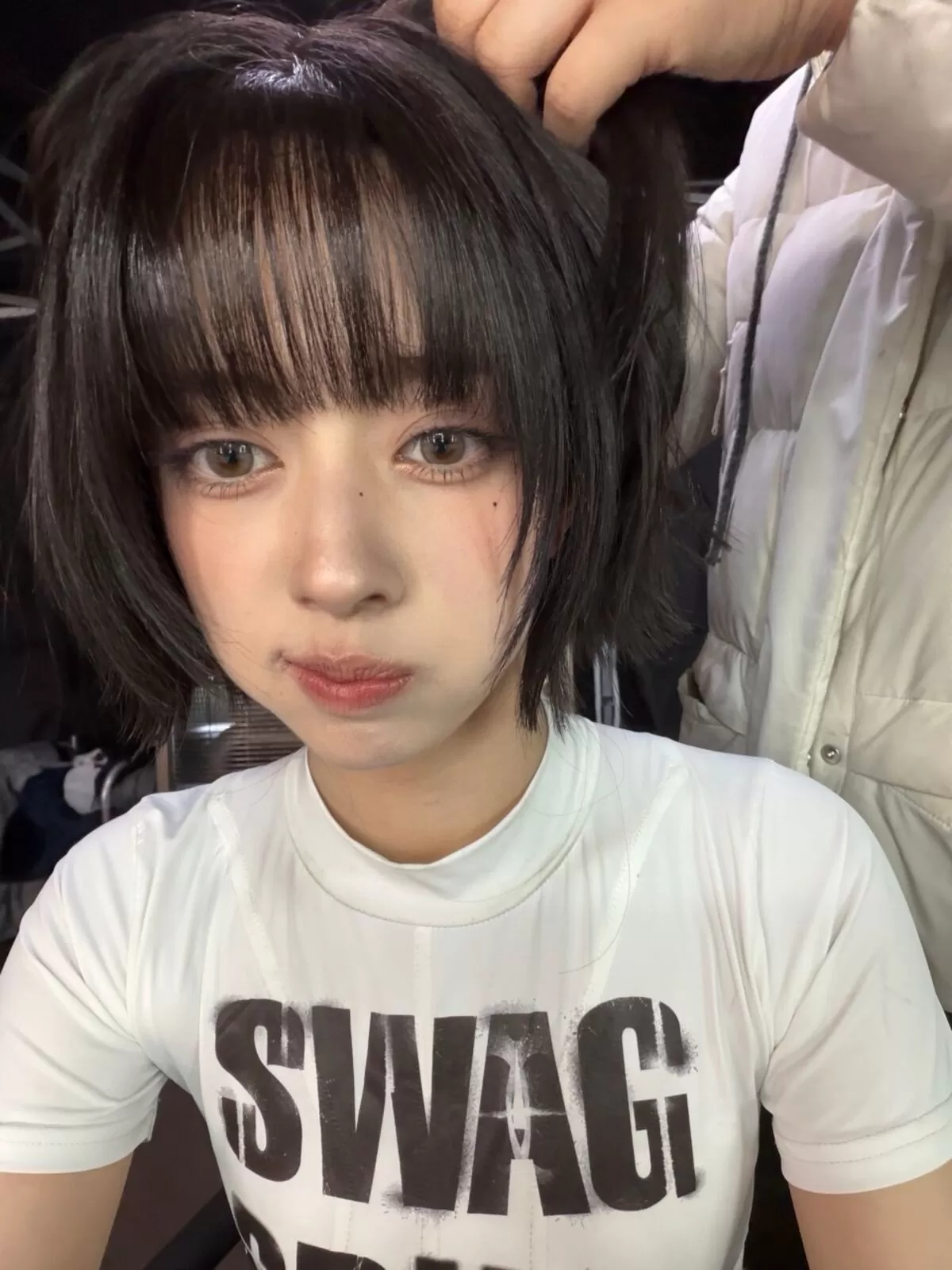 【画像+動画】NiziUのRIMA、インスタでエッチなハイレグTシャツ着用！むっちり太ももとプリプリ尻がエグい003