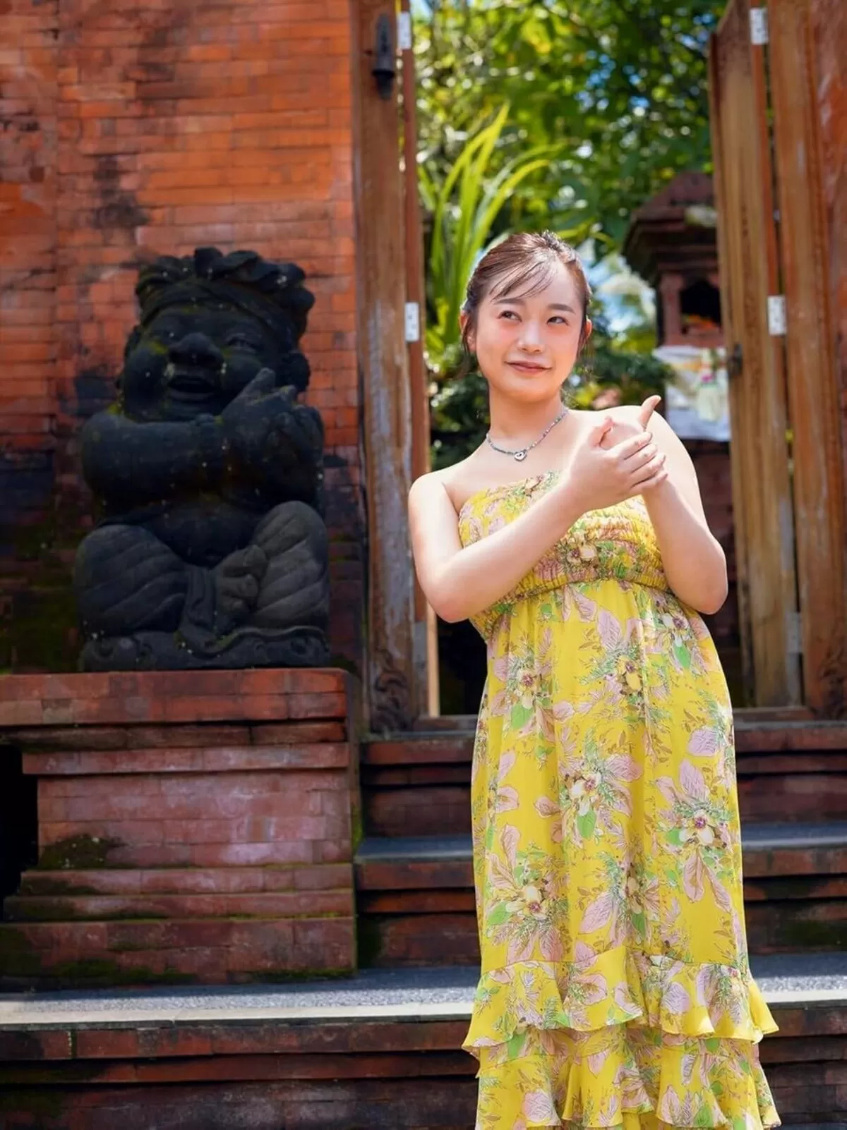 【画像】グラドル佐野なぎさ、待望の1st写真集で限界ド迫力ボディ解禁！Iカップ爆乳が反則級004