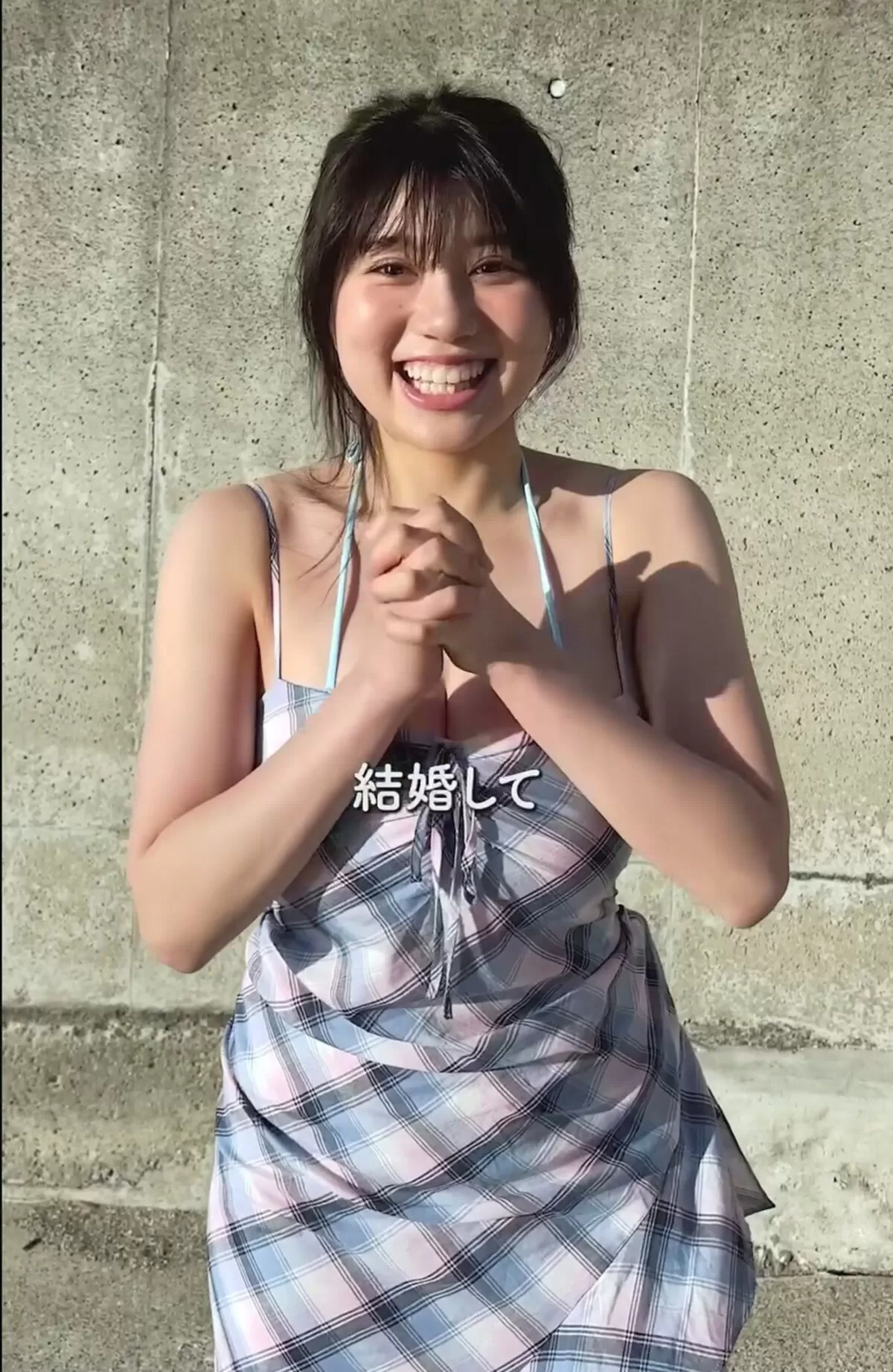 【画像+動画】19歳新人グラドル、爆乳ボディで「子供を作る」と宣言！規格外の恵体がヤバすぎる002