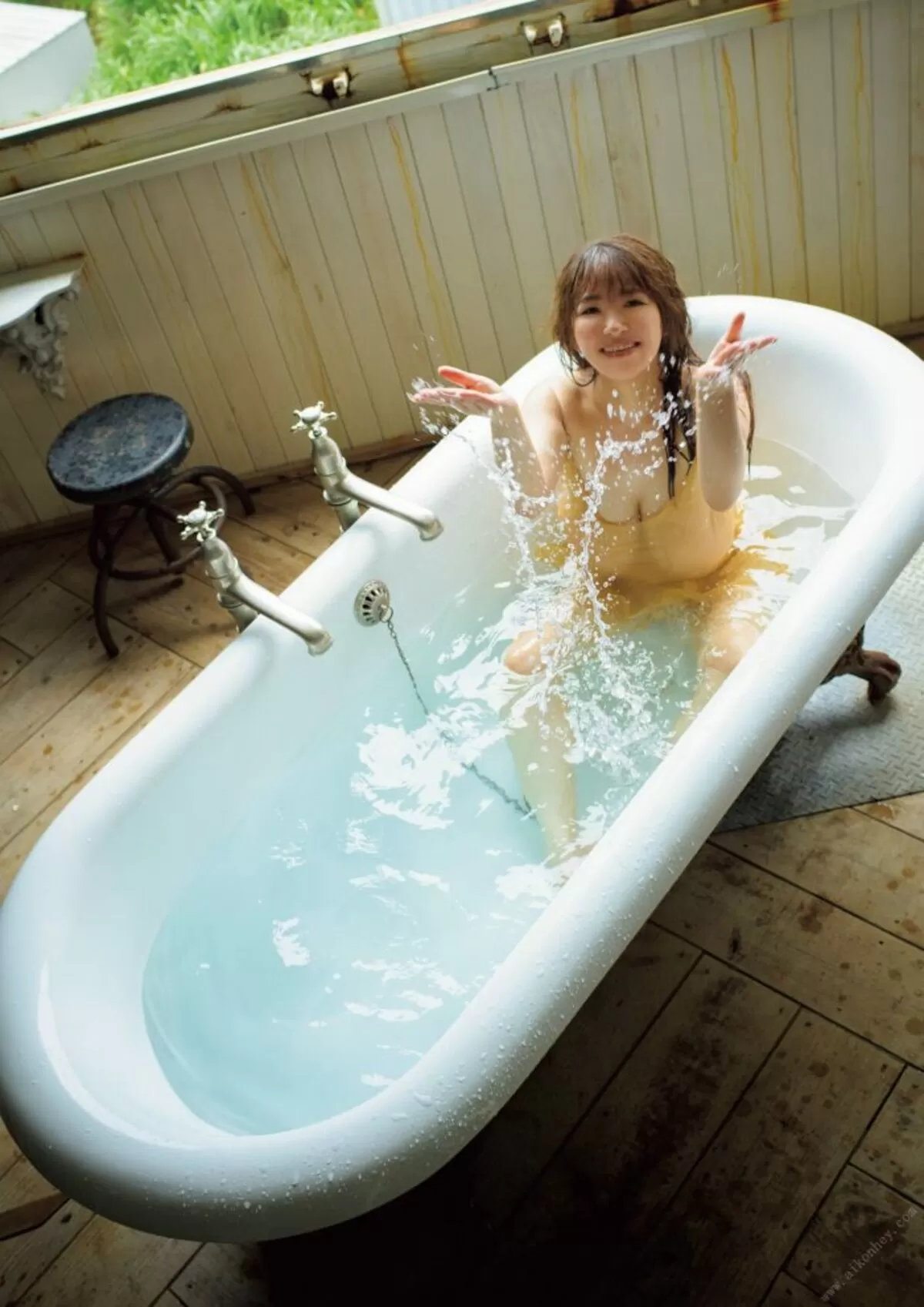 柳瀬さきエロ画像150