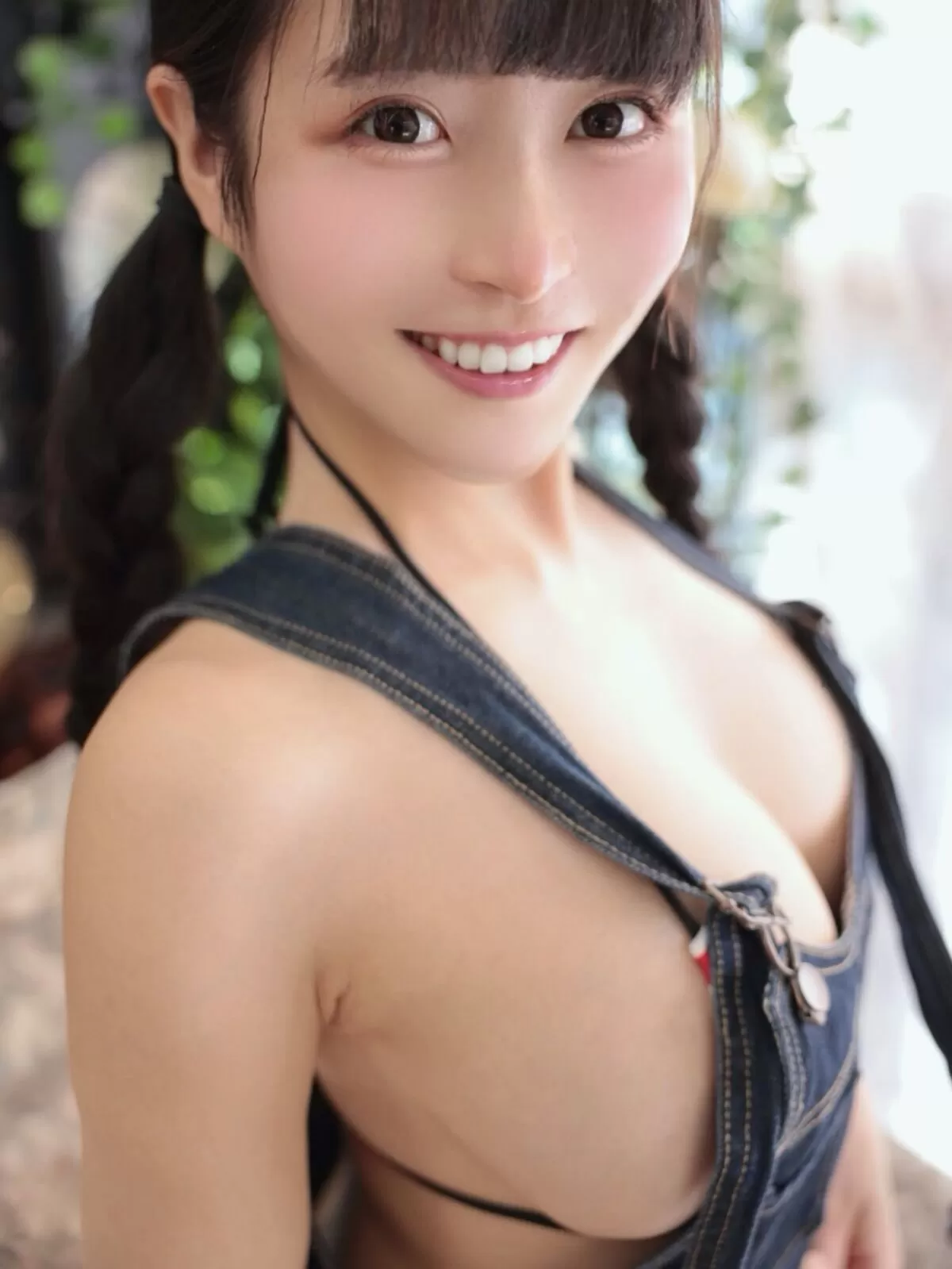 【画像】偏差値72なのにGカップ!インテリ爆乳グラドル丸山りさ(25)006