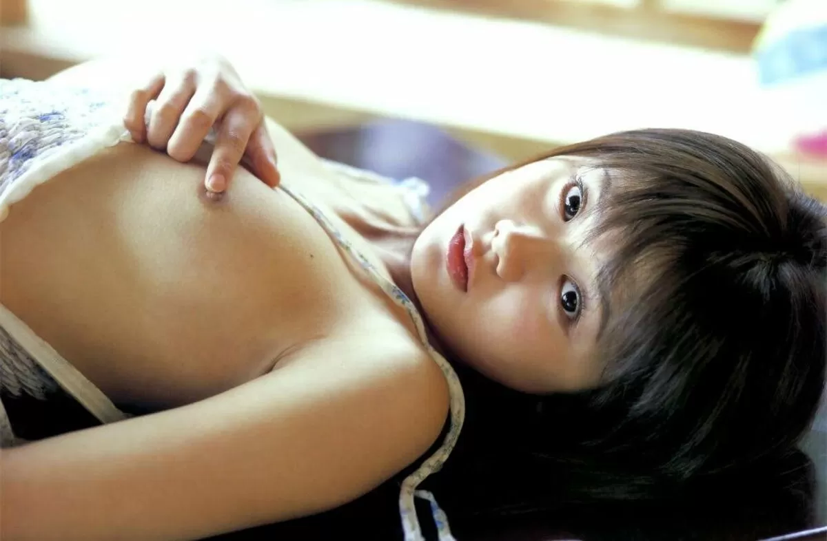 微乳・貧乳エロ画像085