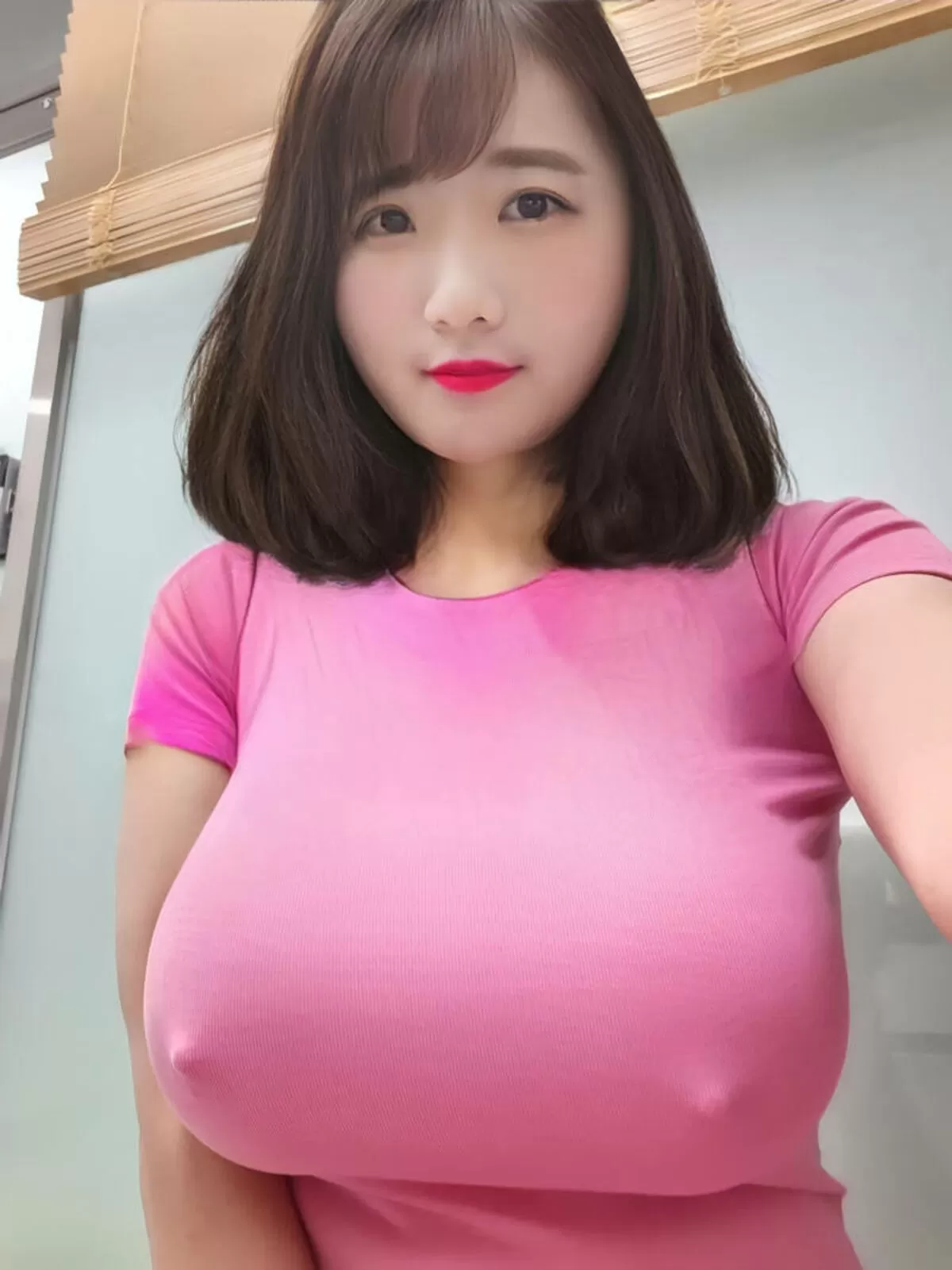 着衣越し乳首エロ画像023