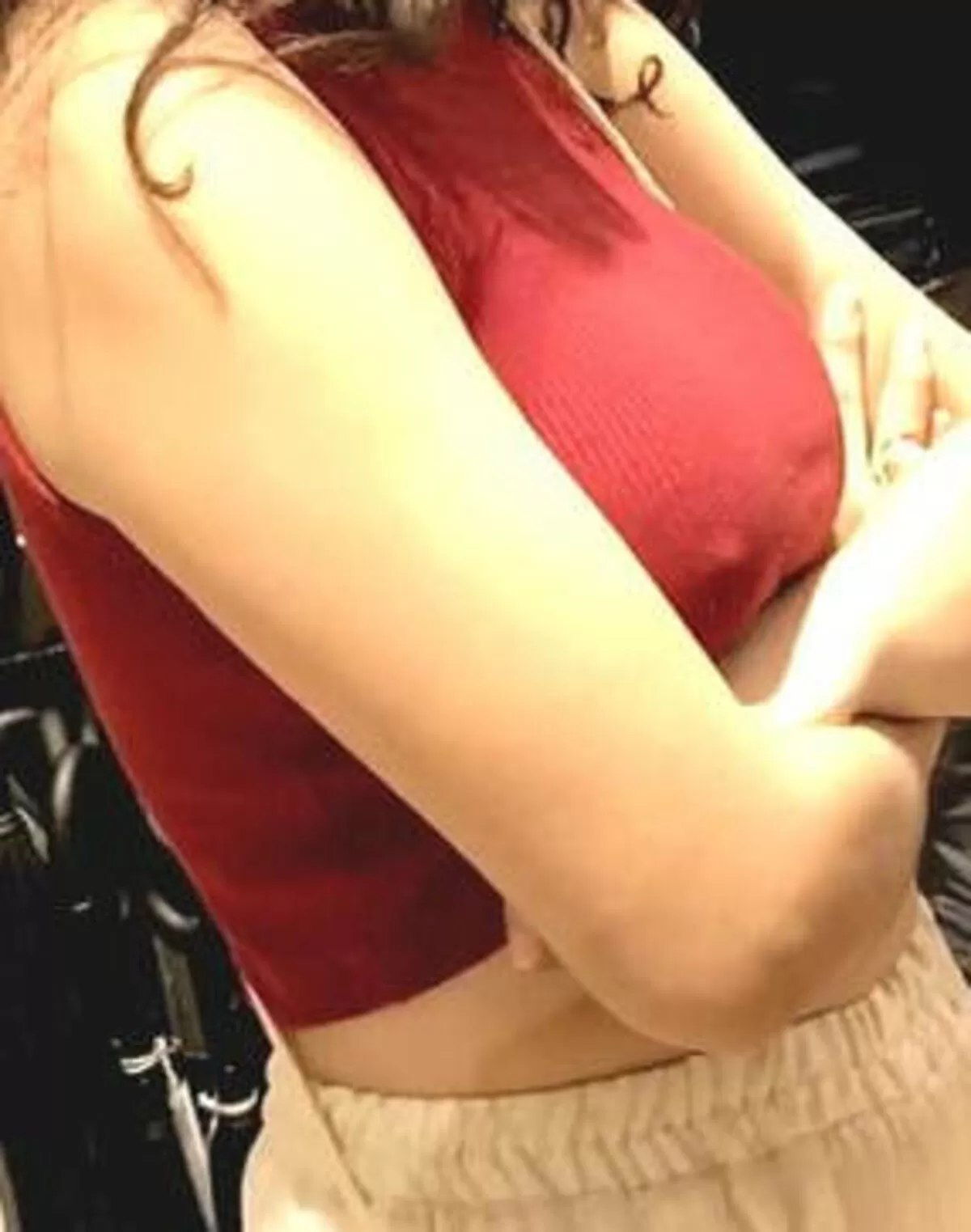 着衣越し乳首エロ画像073
