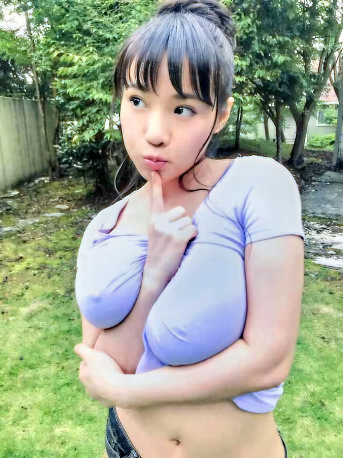 着衣越し乳首エロ画像103