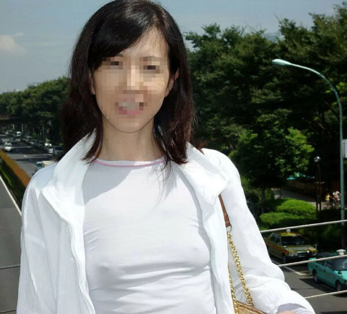 着衣越し乳首エロ画像123