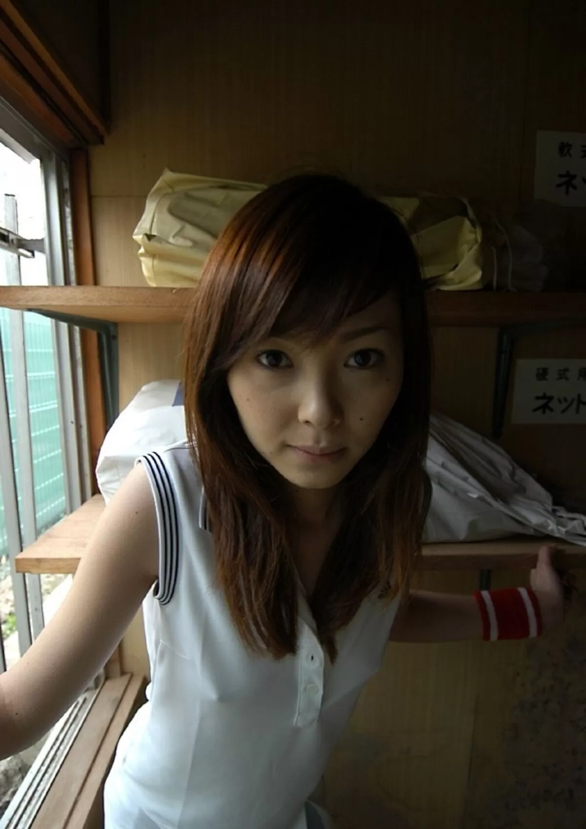 着衣越し乳首エロ画像134