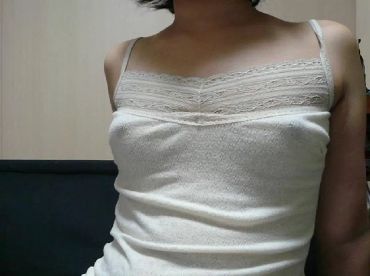 着衣越し乳首エロ画像137