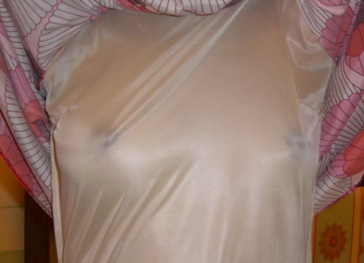 着衣越し乳首エロ画像147