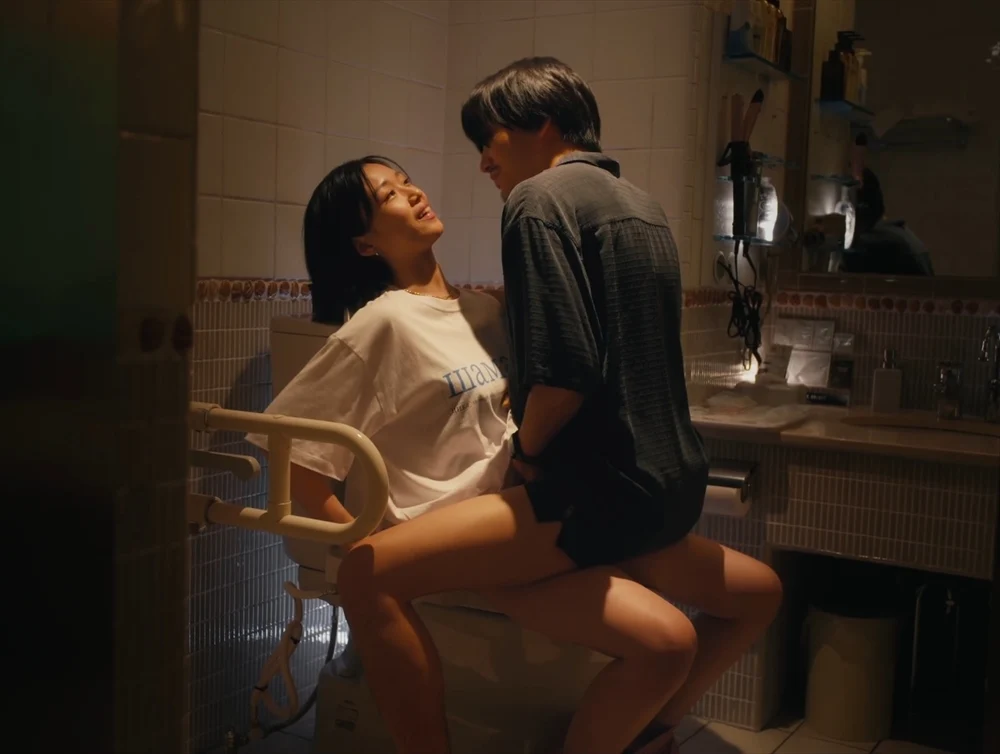 河合優実エロ画像024