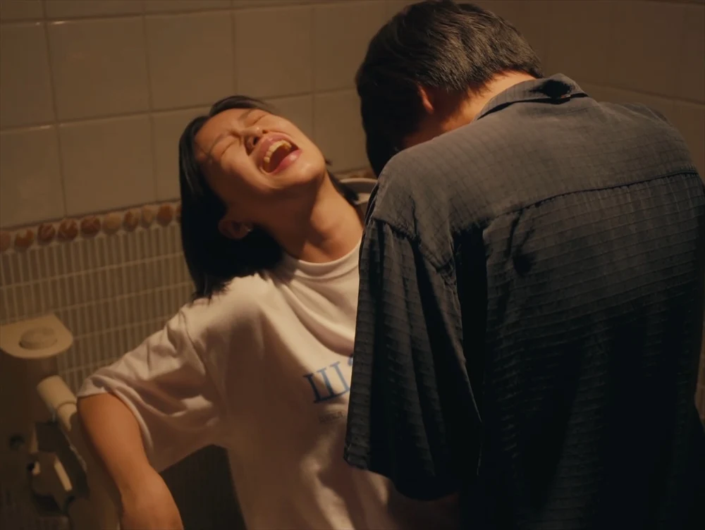 河合優実エロ画像026