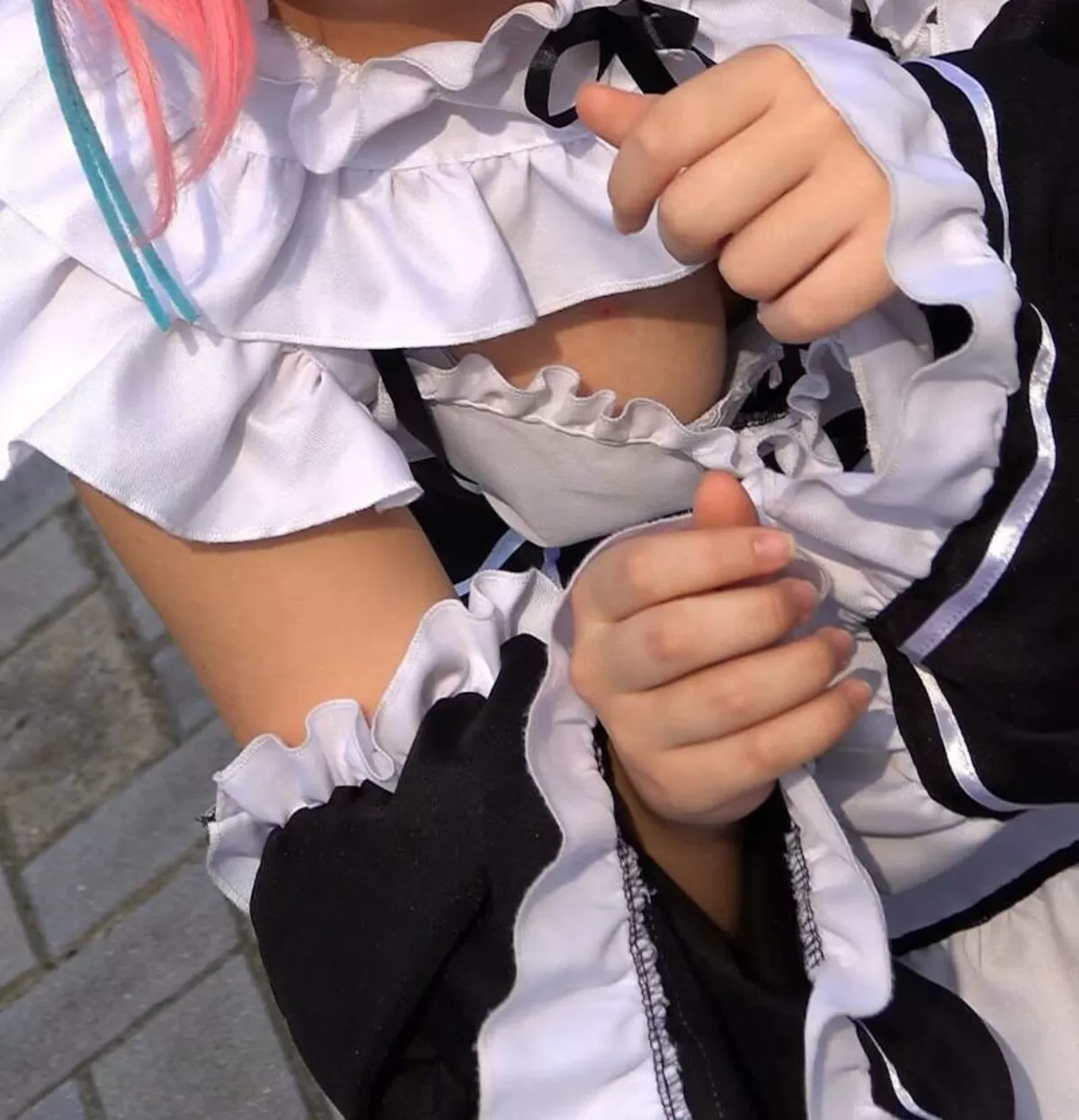 コスプレ胸チラエロ画像038