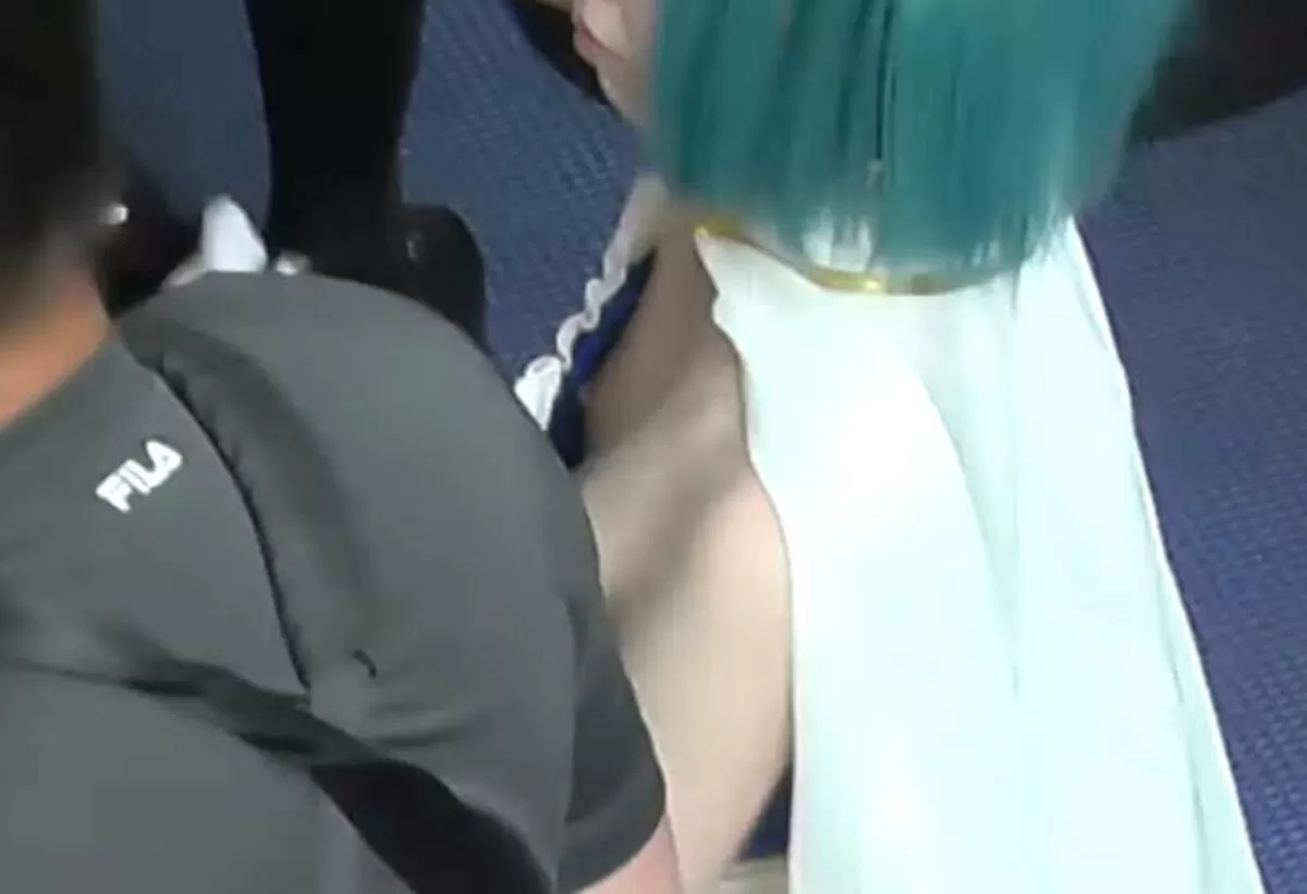 コスプレ胸チラエロ画像090